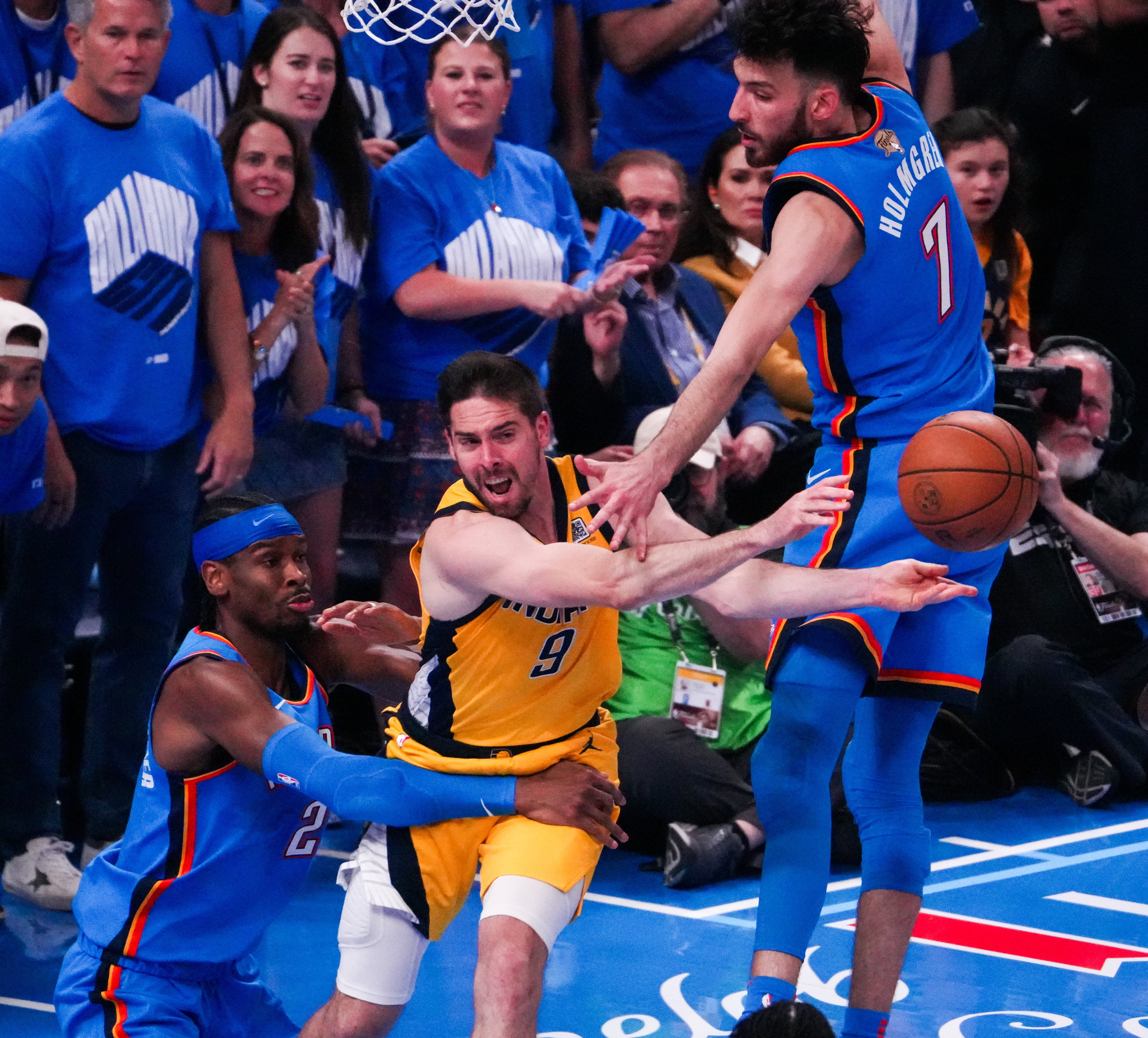 勇士险胜塞尔维亚男篮,特雷杨关键制胜 勇士险胜塞尔维亚男篮,特雷杨关键制胜