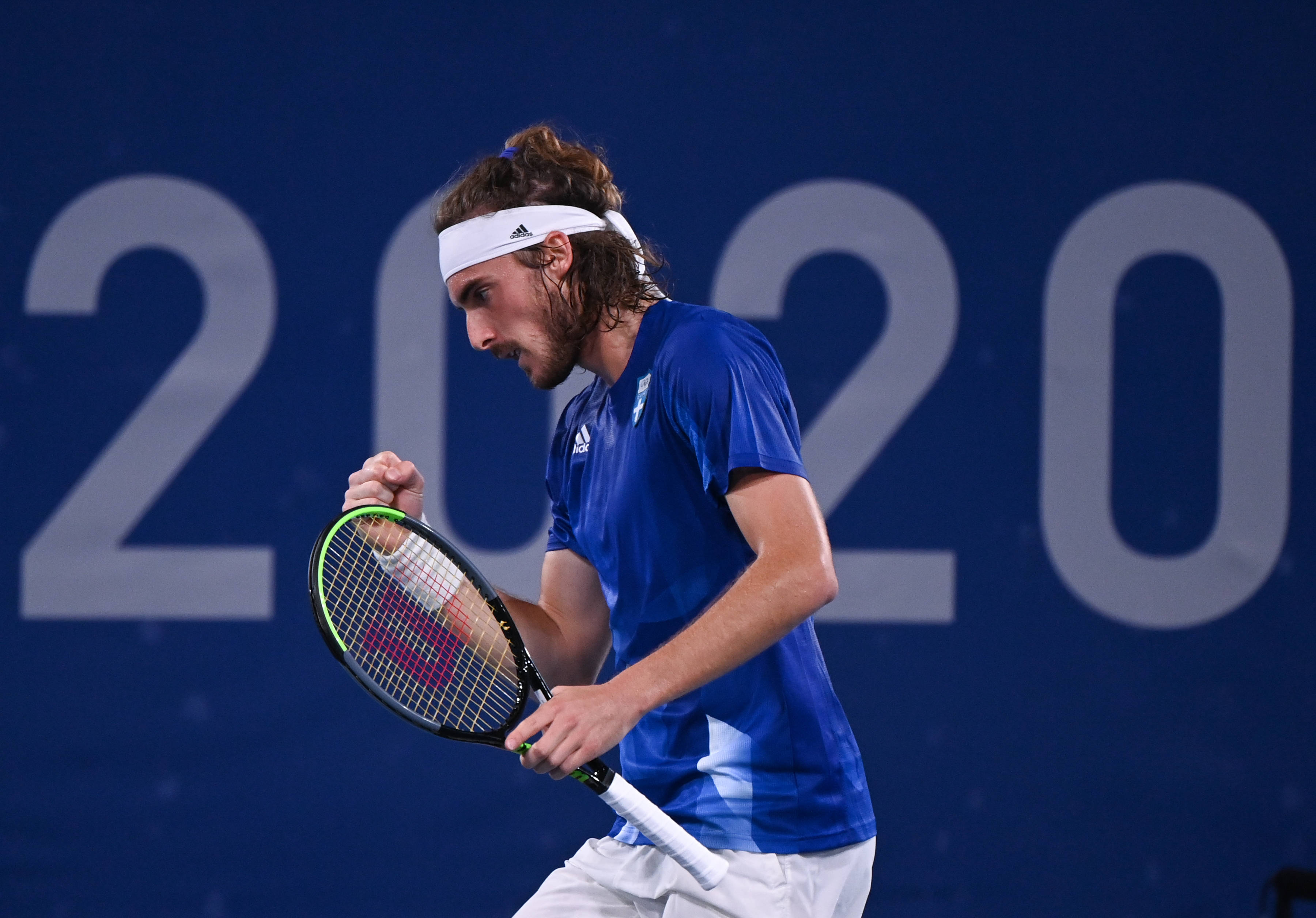 开云体育官网-包含英国网球队轻取法国网球队,西西帕斯惊艳世界的词条