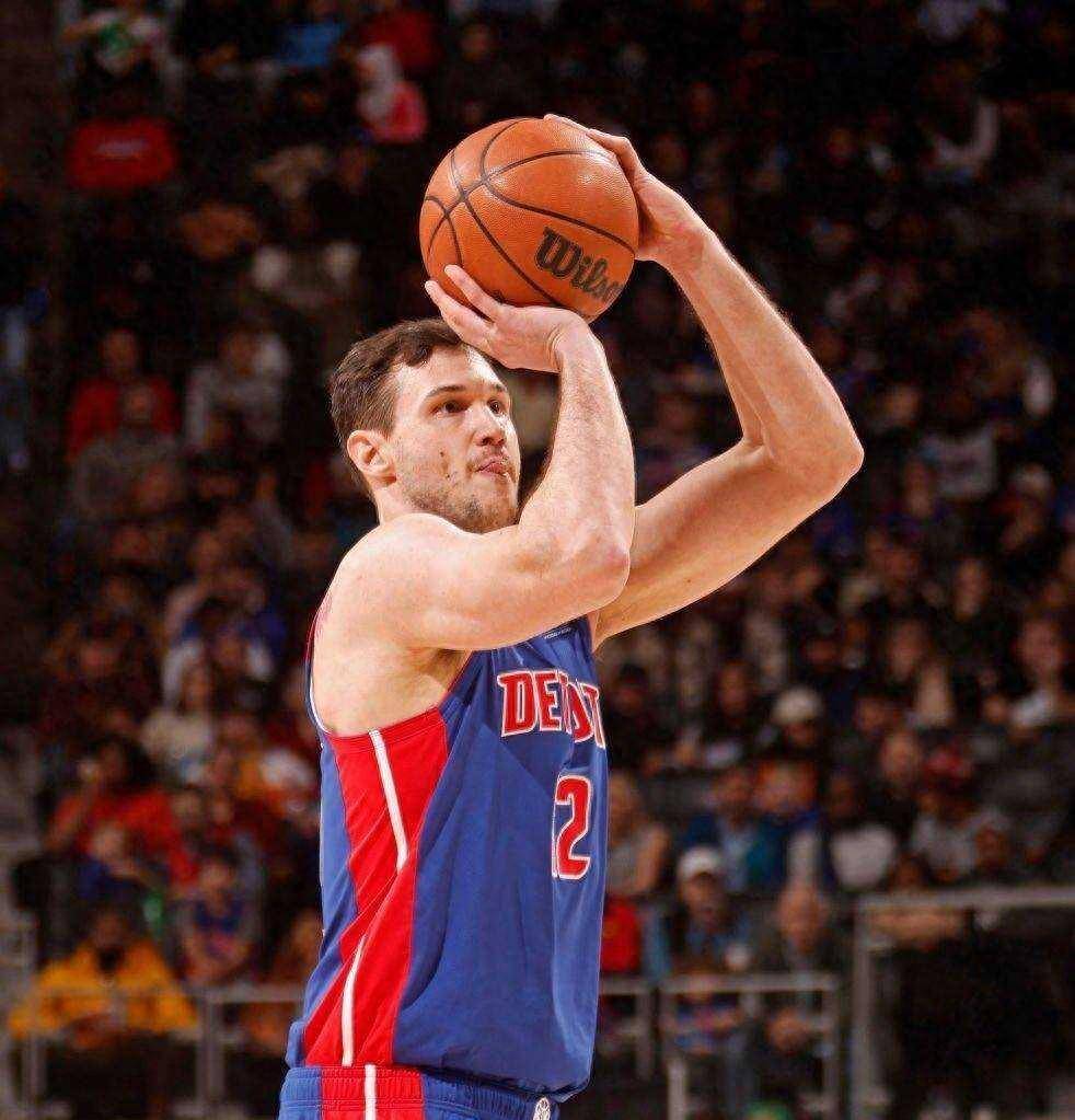 开云足球直播-菲律宾男篮横扫热火B队,加里纳利绝境逆转的简单介绍