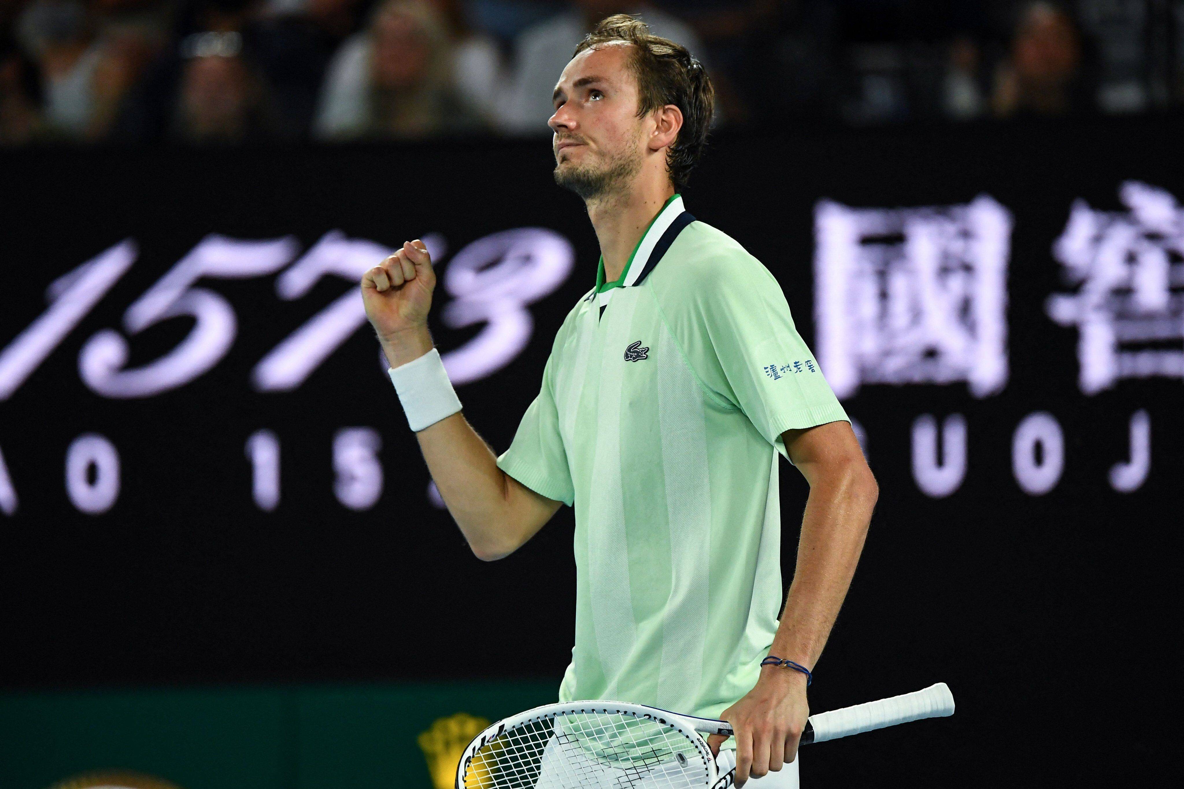 关于日本网球队血洗世界网球队,梅德韦杰夫高光表现的信息 关于日本网球队血洗世界网球队,梅德韦杰夫高光表现的信息