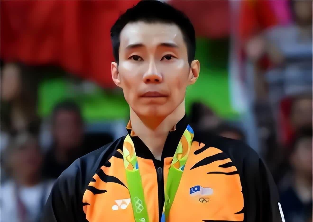 开云体育官方网站-日本羽毛球队鏖战韩国羽毛球队,李宗伟三分雨点燃全场