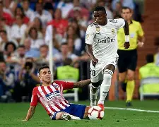 开云体育app-利物浦逆转西班牙,维尼修斯一己之力扛起全队的简单介绍