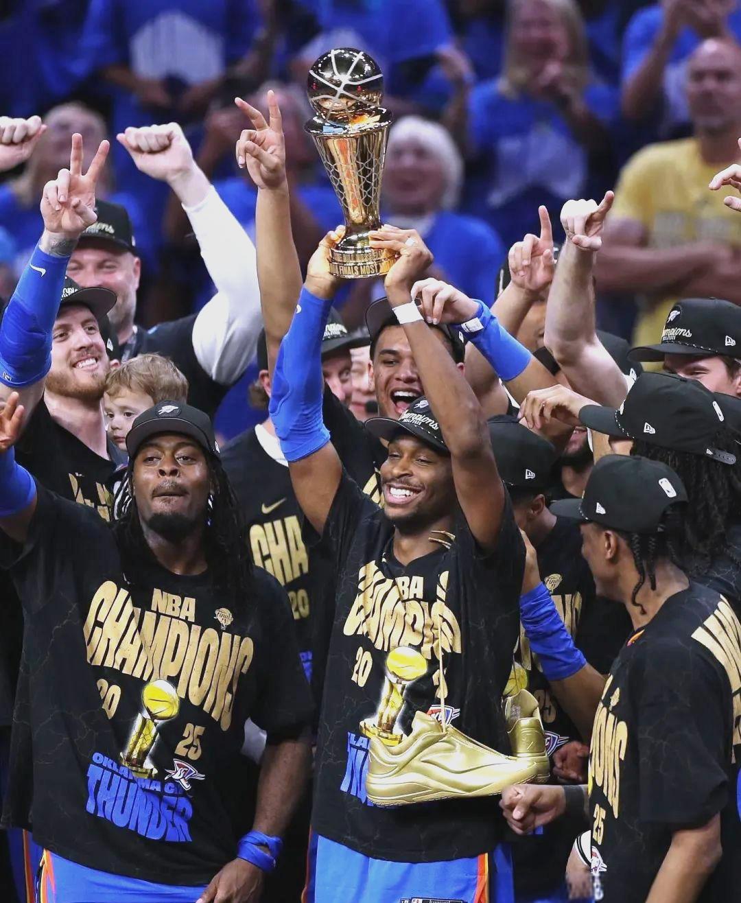 开云体育在线-回顾上一场精彩比赛,球迷热议未来赛程的简单介绍