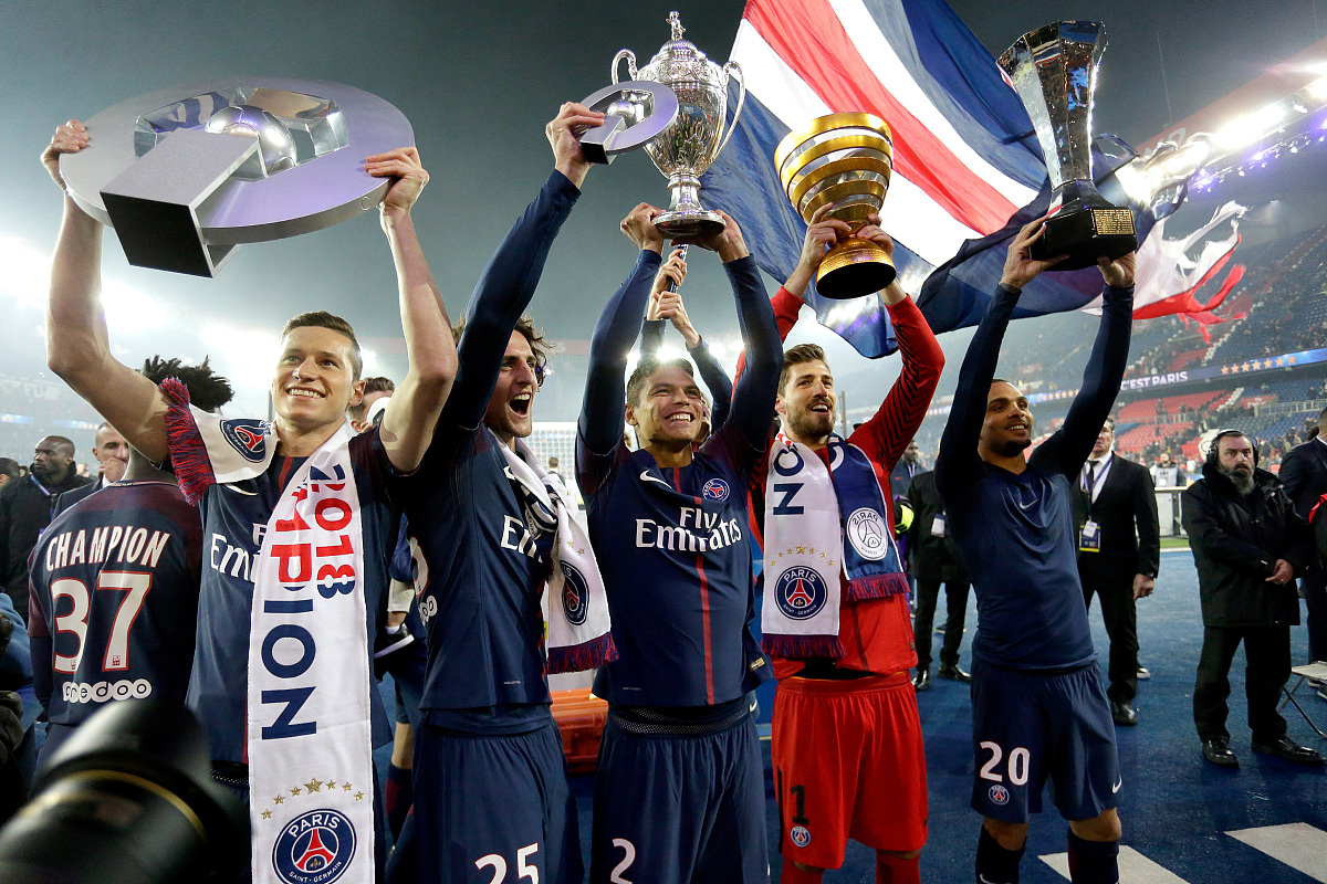 关于阿贾克斯青训培养新秀闪耀欧冠舞台的信息 关于阿贾克斯青训培养新秀闪耀欧冠舞台的信息