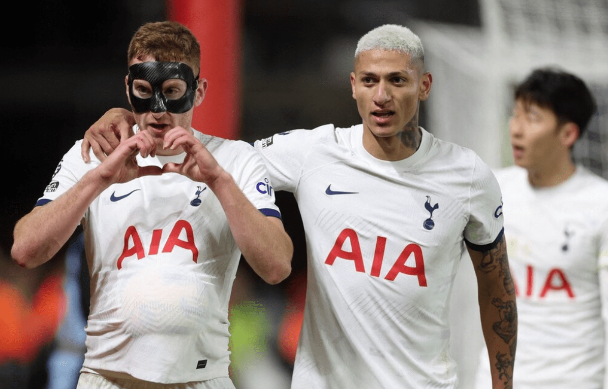 关于热刺前锋开弓立马,全队助球队追平比分的信息 关于热刺前锋开弓立马,全队助球队追平比分的信息