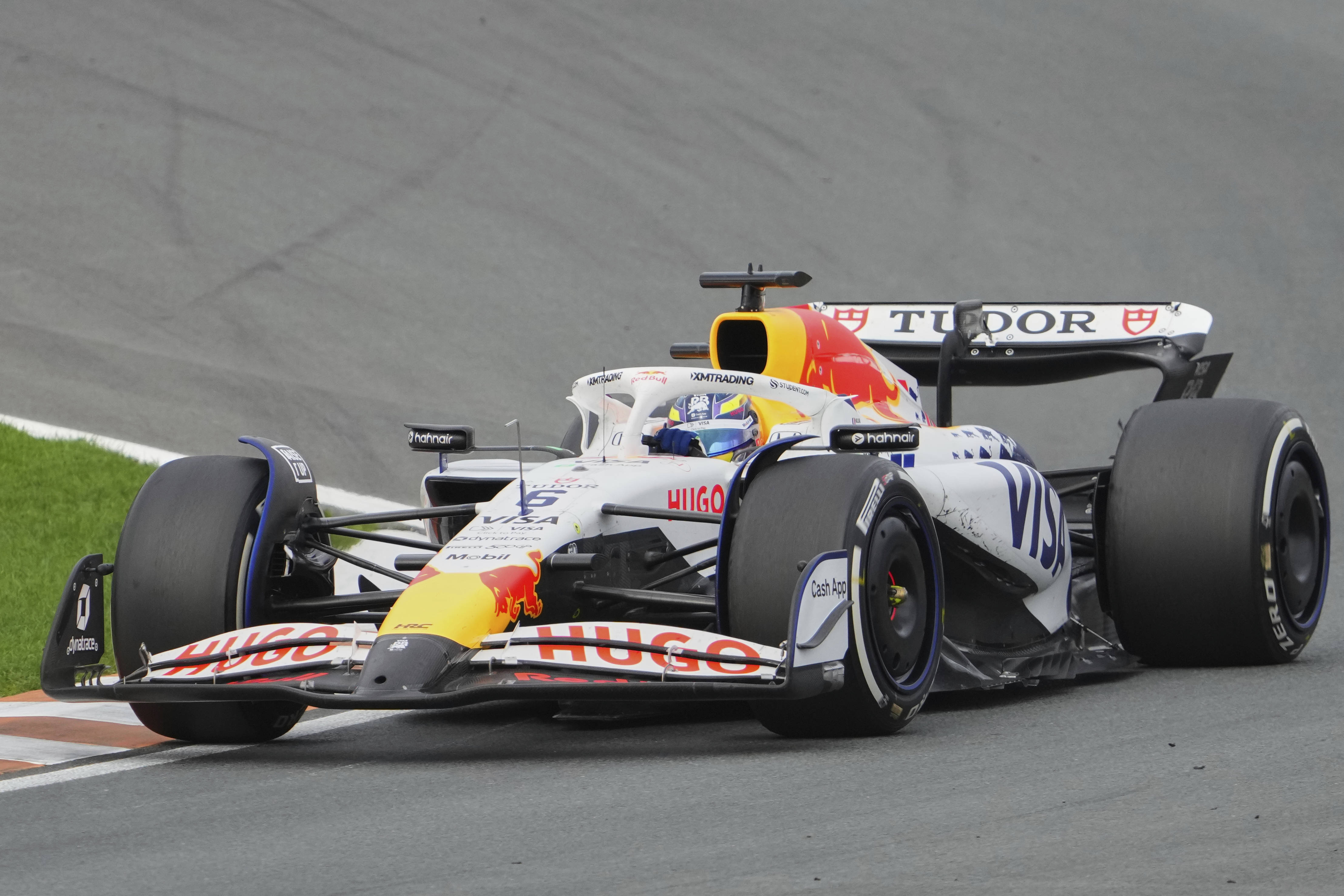 开云体育官网-迈凯伦横扫梅赛德斯,皮亚斯特里惊艳四座的简单介绍