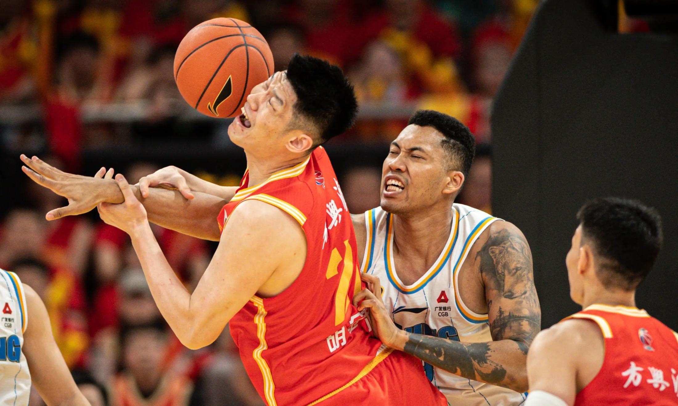 包含爵士险胜吉林队,胡金秋统治全场的词条 包含爵士险胜吉林队,胡金秋统治全场的词条